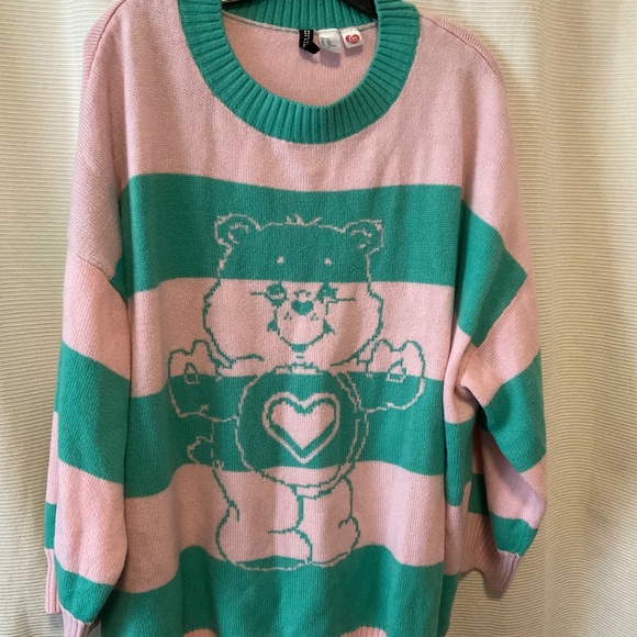 H&M x Care Bears Jacquard Oversized Knit - Picture 1 of 8
